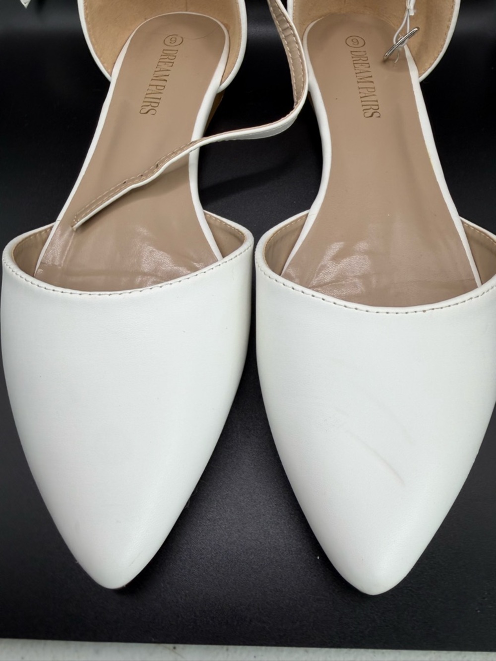 Dream Pairs White Pointed-Toe Ankle-Strap Flats Size 9